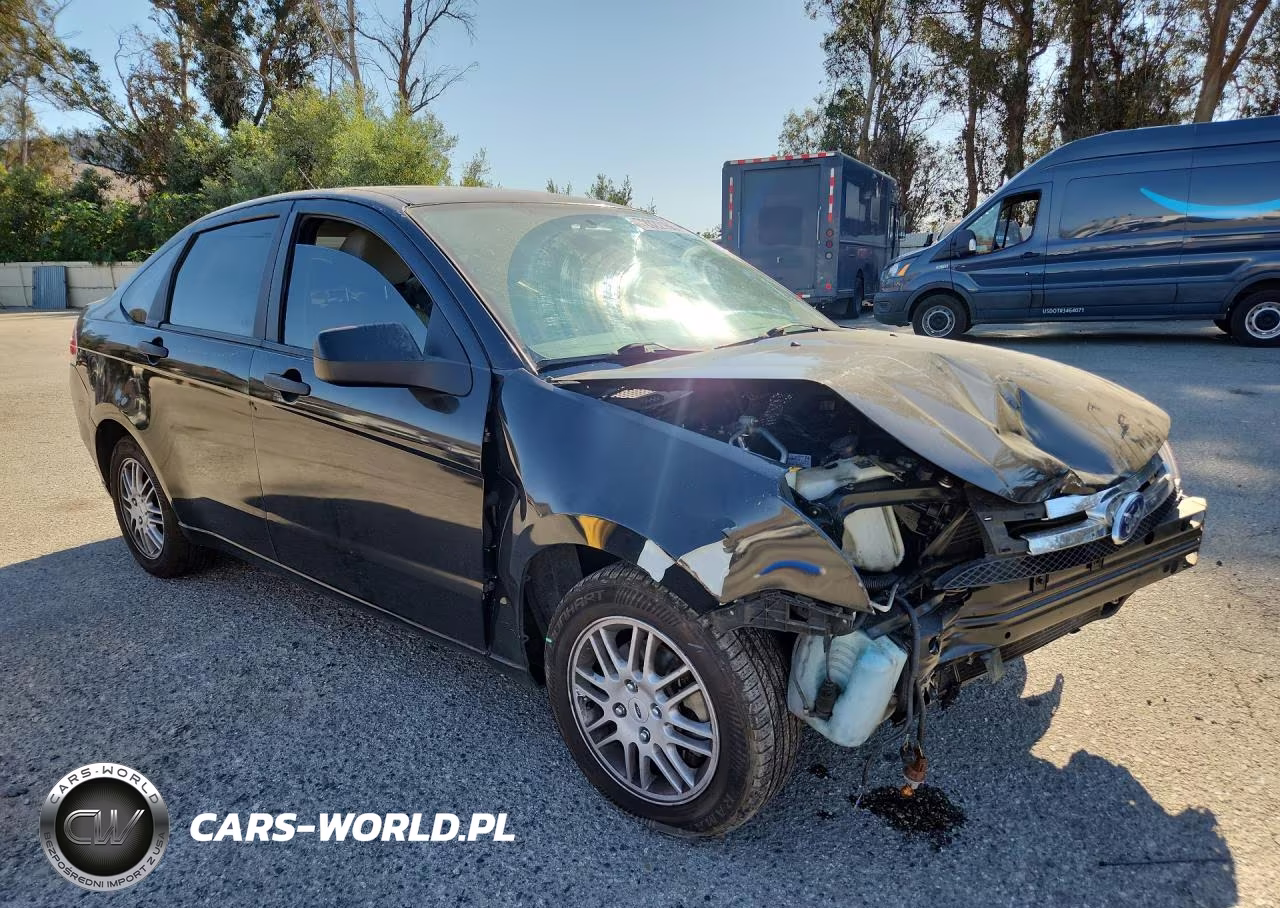 2010 Ford Focus Se VIN:1FAHP3FN4AW201679 - 4