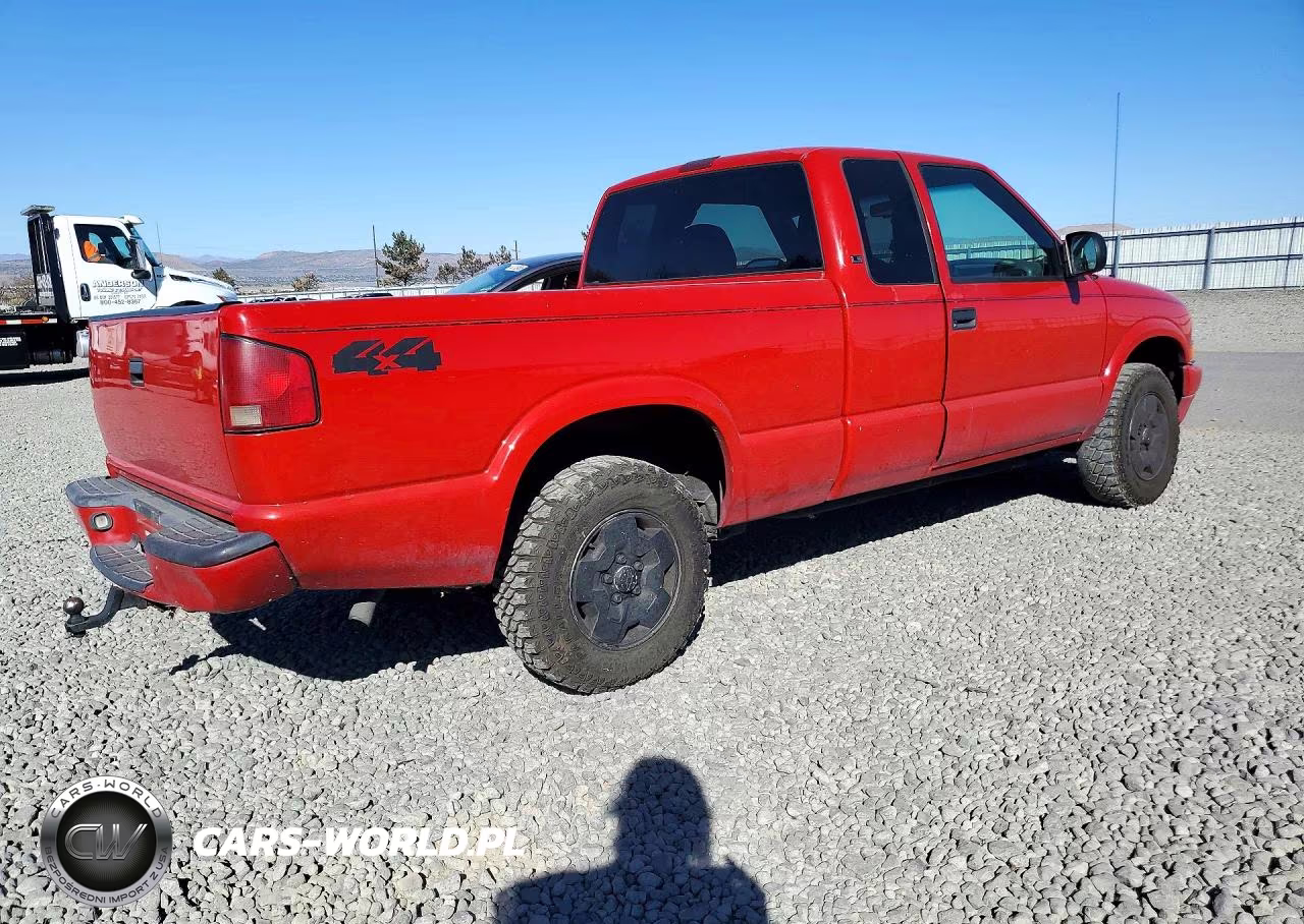 2000 Chevrolet S Truck S10 VIN:1GCDT19W6Y8106701 - 3
