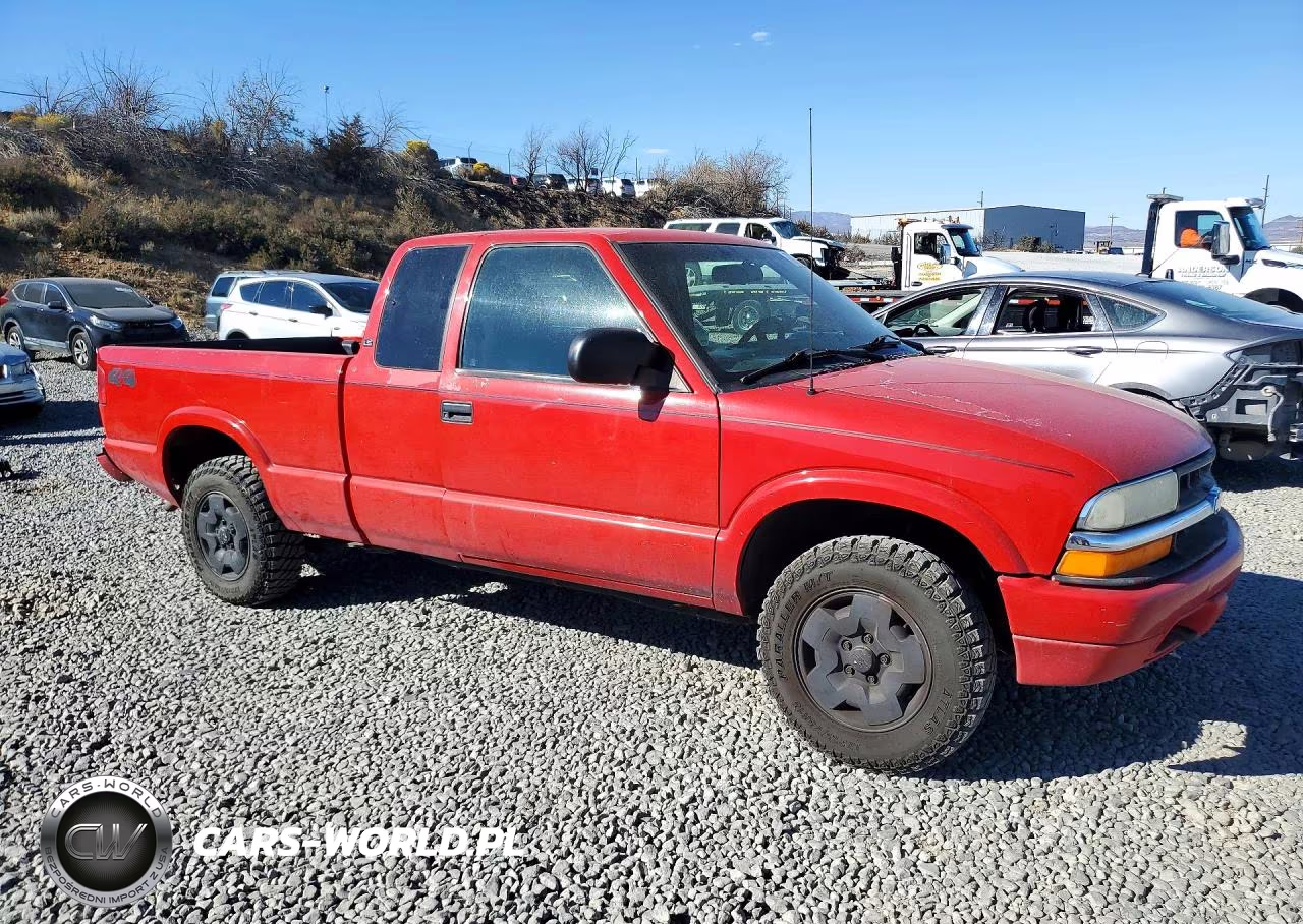 2000 Chevrolet S Truck S10 VIN:1GCDT19W6Y8106701 - 4
