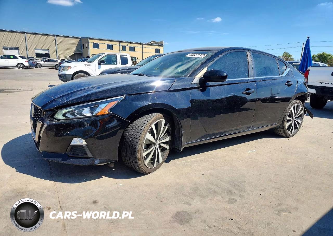 2019 Nissan Altima Sr – zdjęcie 1 z 12