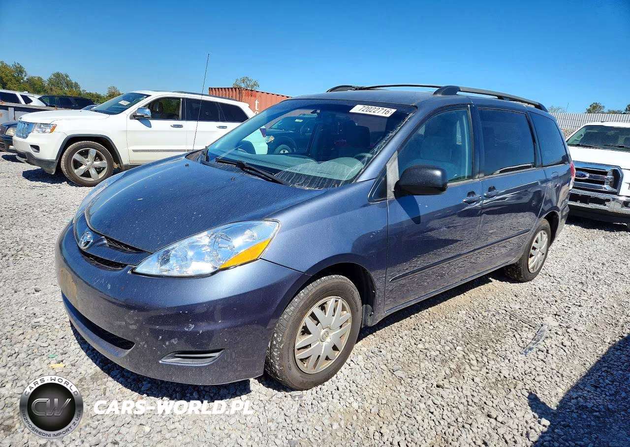 2007 Toyota Sienna Le 7-Passenger – zdjęcie 1 z 12