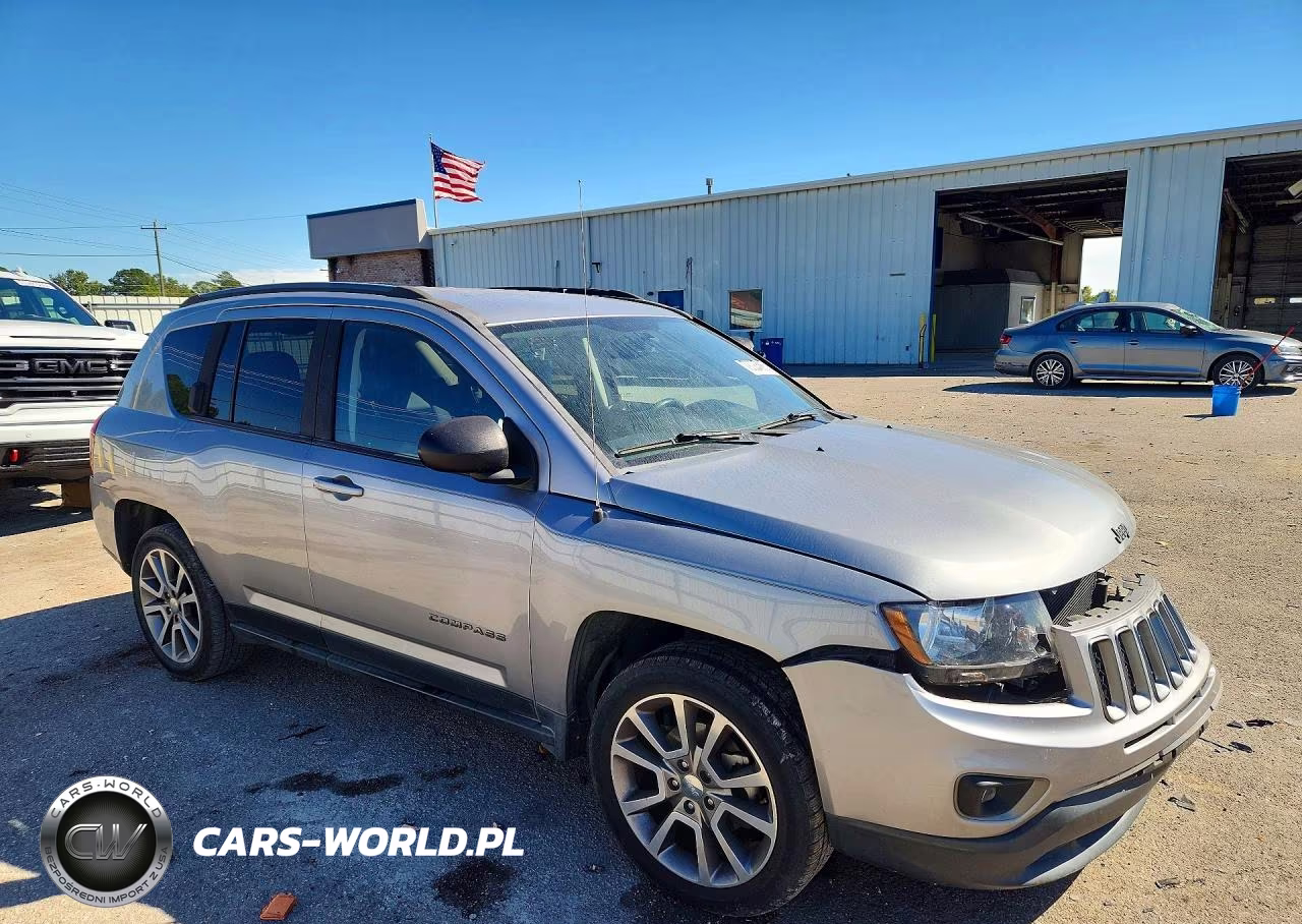 2016 Jeep Compass Sport VIN:1C4NJCBA1GD732666 - 4