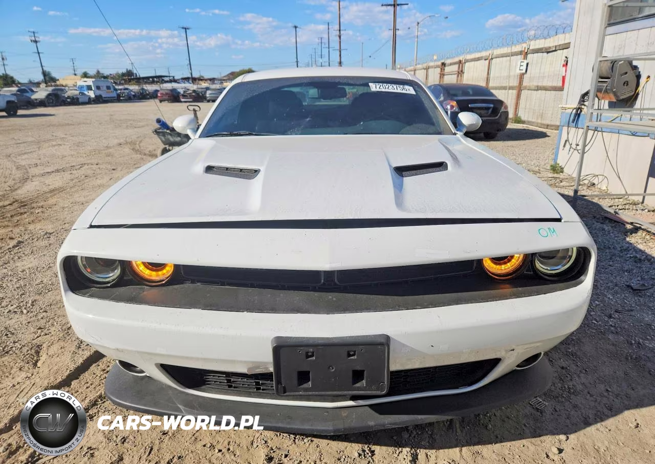 2018 Dodge Challenger Sxt VIN:2C3CDZAG0JH298276 - 5