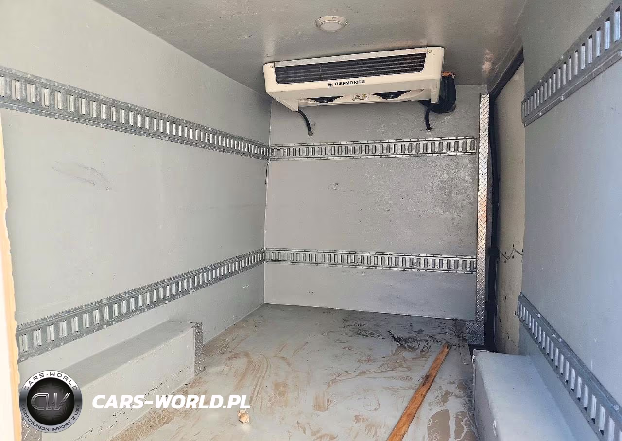 2018 Ford Transit T-250 VIN:1FTYR1CM5JKB41598 - 10