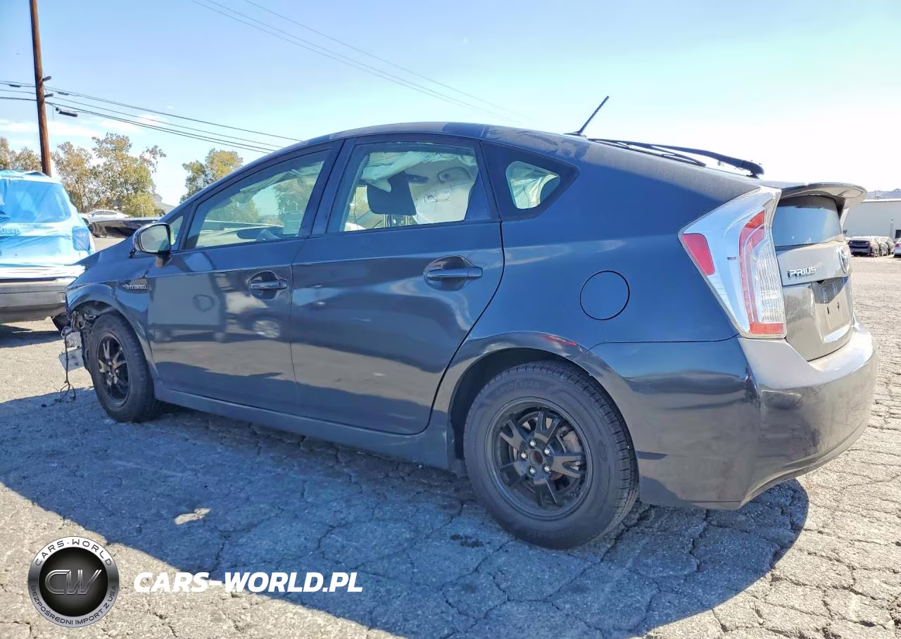 2012 Toyota Prius Three VIN:JTDKN3DU7C1601879 - 2