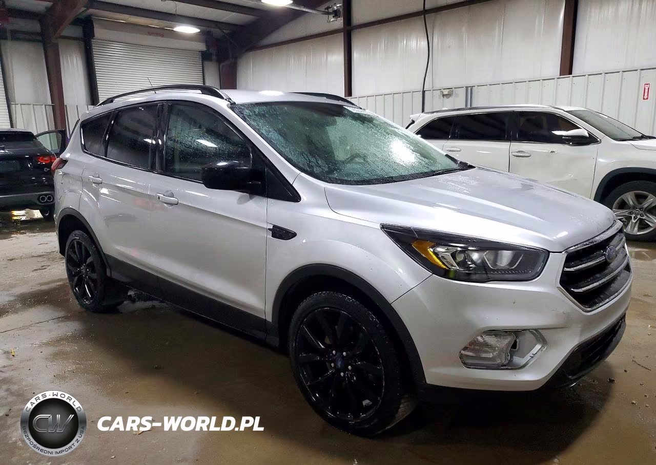 2019 Ford Escape Se VIN:1FMCU9GD1KUB76402 - 4