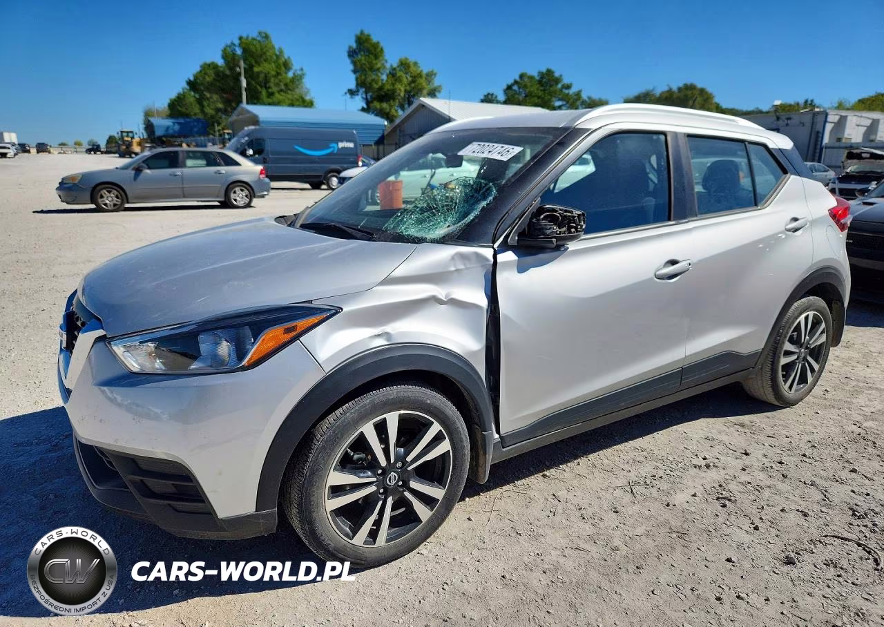 2018 Nissan Kicks Sv VIN:3N1CP5CU5JL536924 - 1