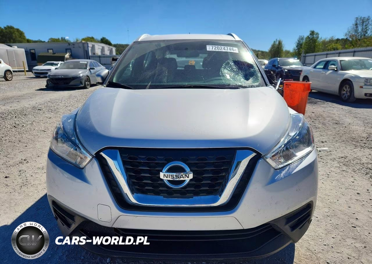 2018 Nissan Kicks Sv VIN:3N1CP5CU5JL536924 - 5