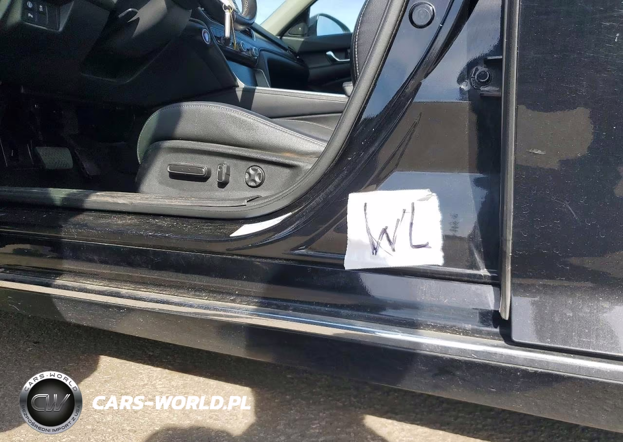 2022 Honda Accord Touring Hybrid VIN:1HGCV3F96NA021203 - 12