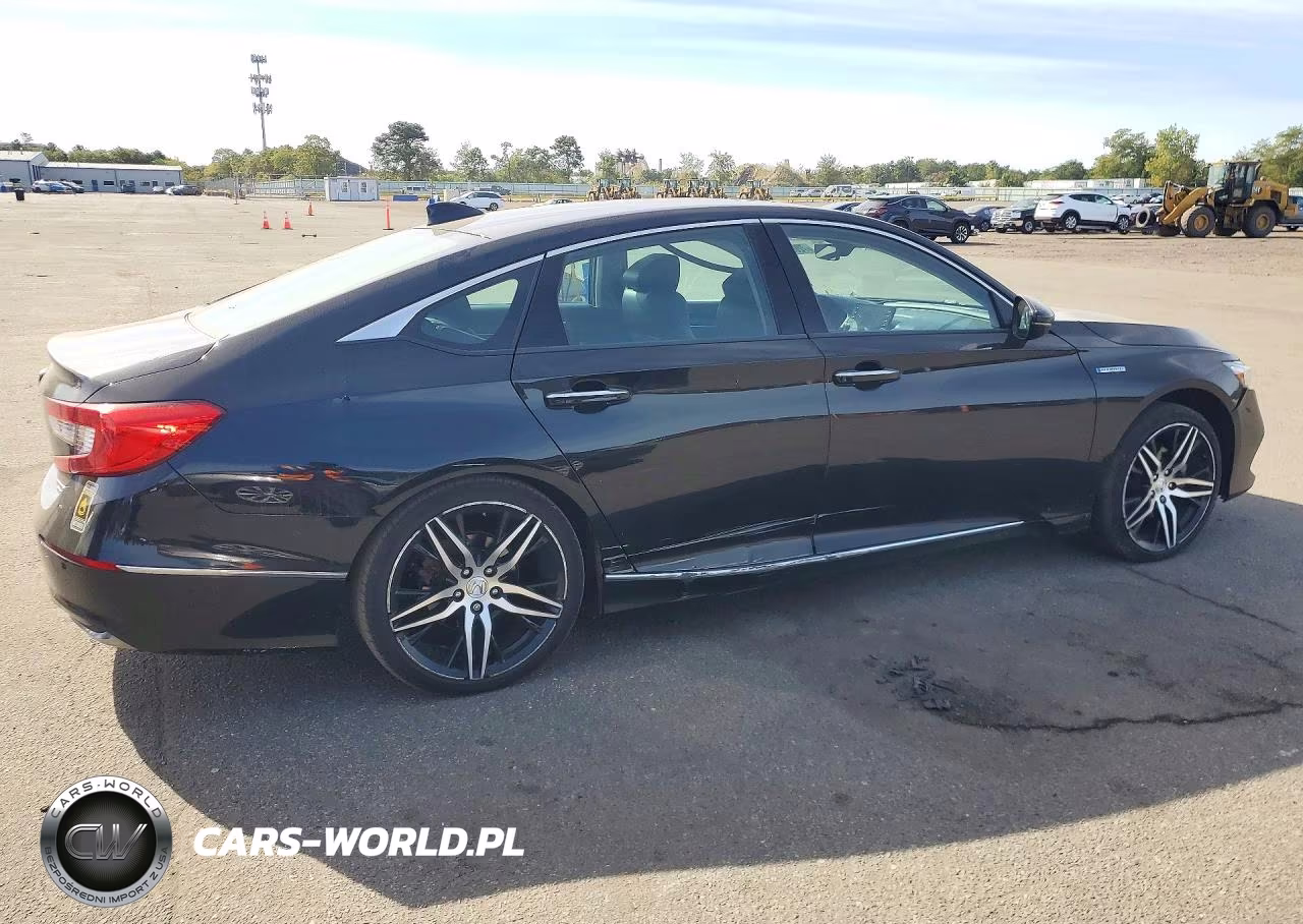 2022 Honda Accord Touring Hybrid VIN:1HGCV3F96NA021203 - 3