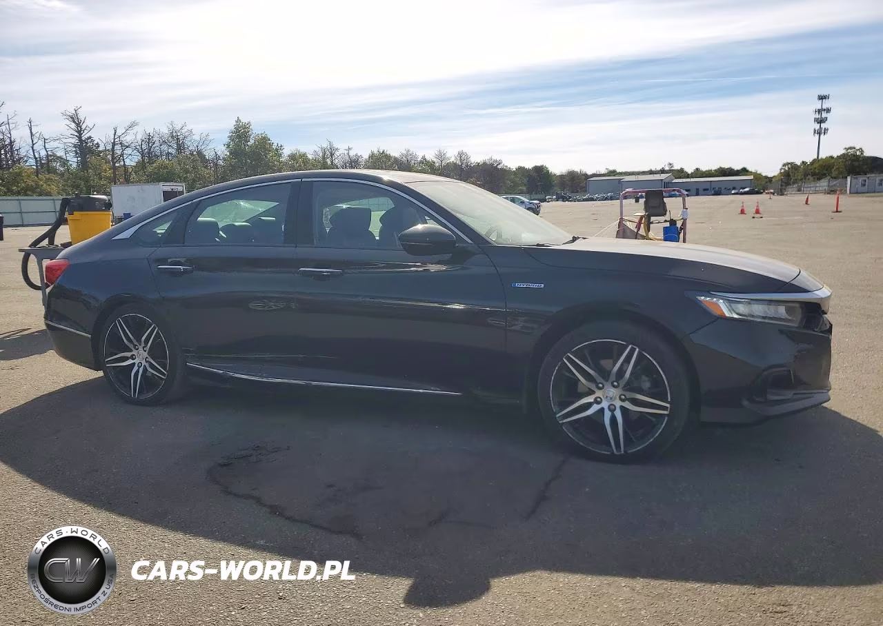 2022 Honda Accord Touring Hybrid VIN:1HGCV3F96NA021203 - 4
