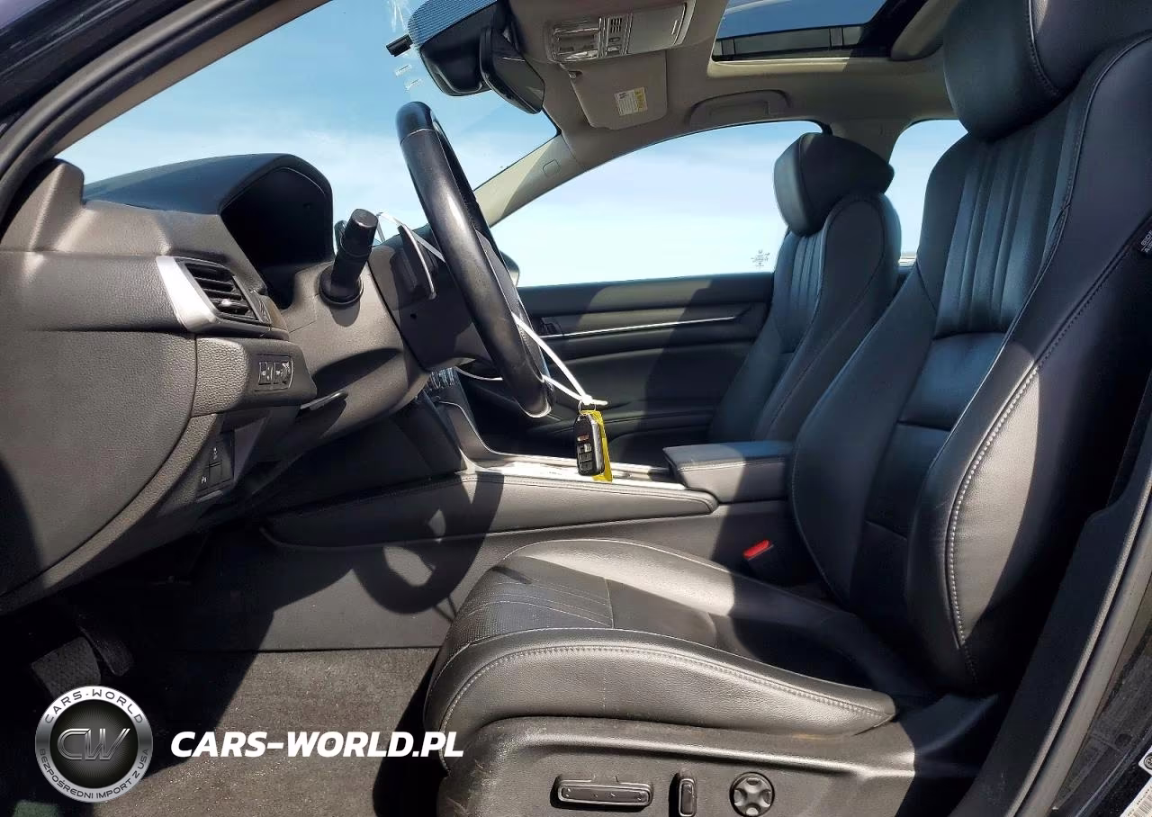 2022 Honda Accord Touring Hybrid VIN:1HGCV3F96NA021203 - 7
