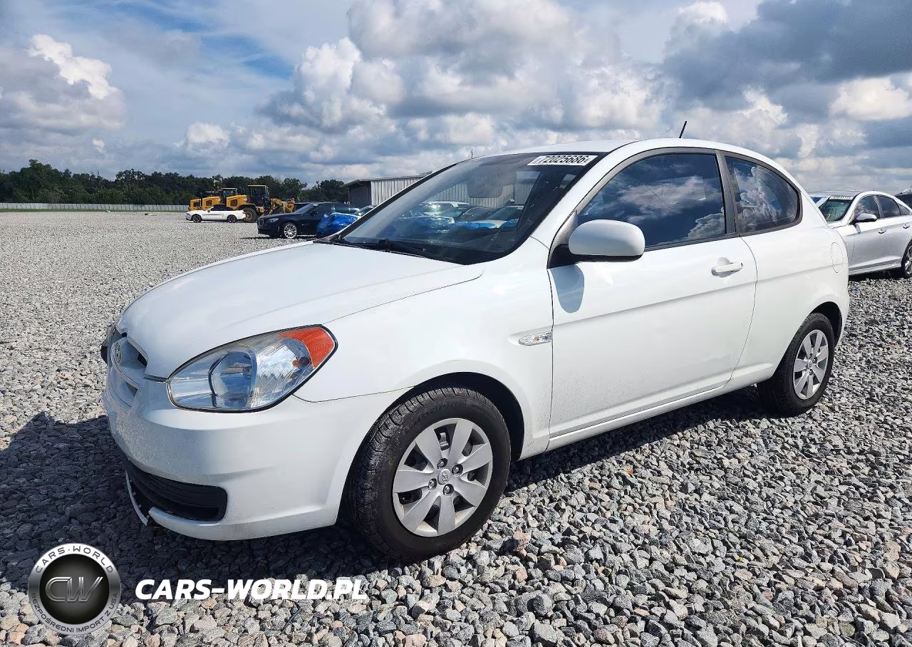 2011 Hyundai Accent Gs VIN:KMHCM3AC3BU197541 - 1