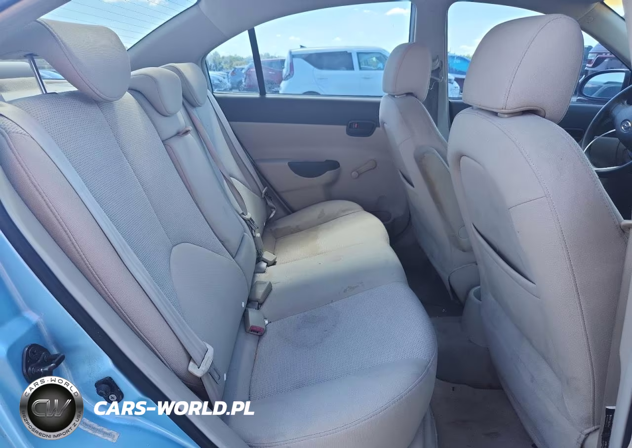 2006 Hyundai Accent Gls VIN:KMHCN46C86U059091 - 10