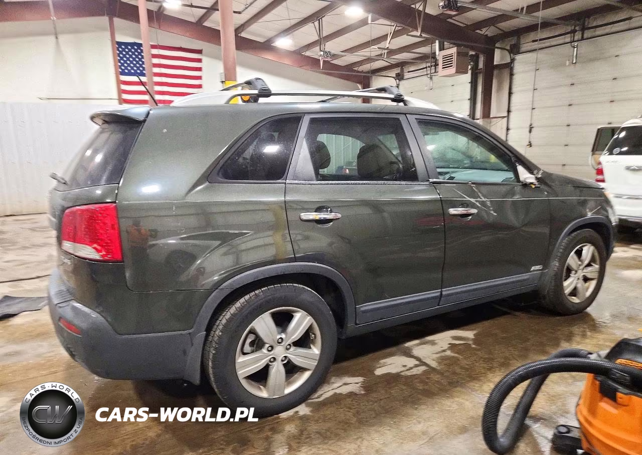 2013 Kia Sorento Ex VIN:5XYKUDA28DG329193 - 3