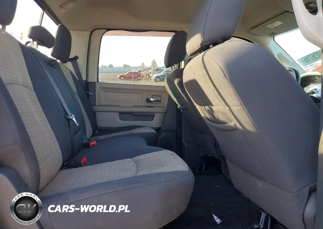 2011 Dodge Ram 1500 VIN:1D7RV1CT7BS643981 - 10
