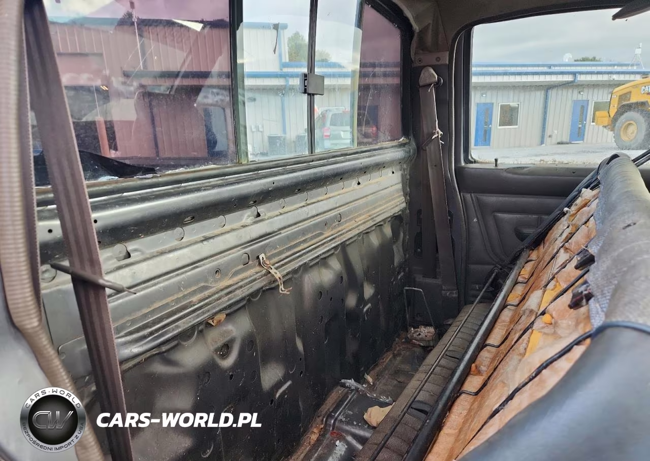 1992 Nissan Truck Base VIN:1N6SD11S5NC325183 - 10