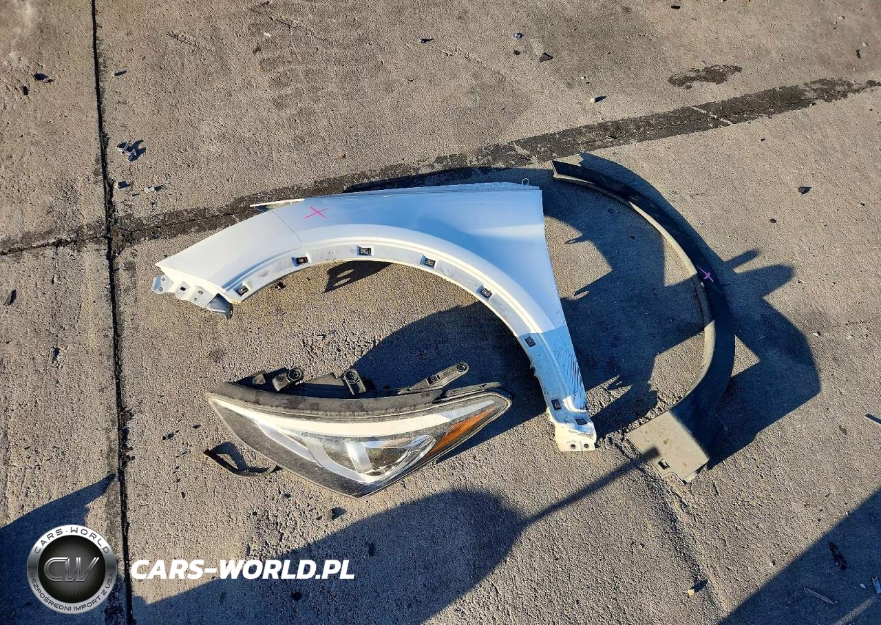 2018 Hyundai Santa Fe Sport 2.0T VIN:5XYZUDLA1JG548639 - 13