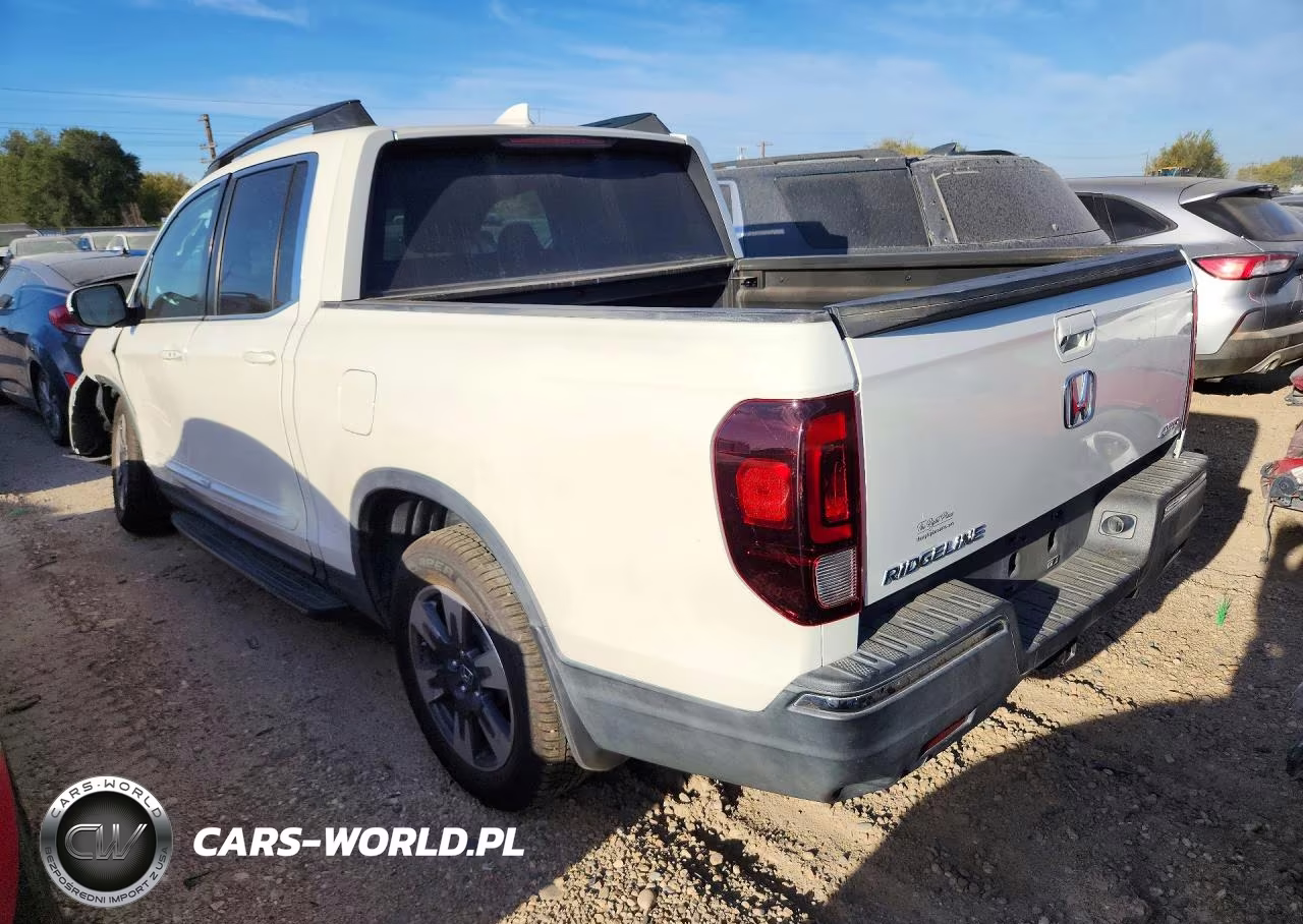 2017 Honda Ridgeline Rtl VIN:5FPYK3F67HB009096 - 2