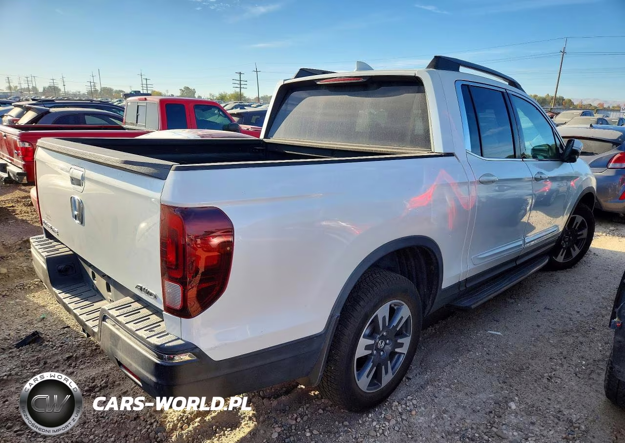 2017 Honda Ridgeline Rtl VIN:5FPYK3F67HB009096 - 3
