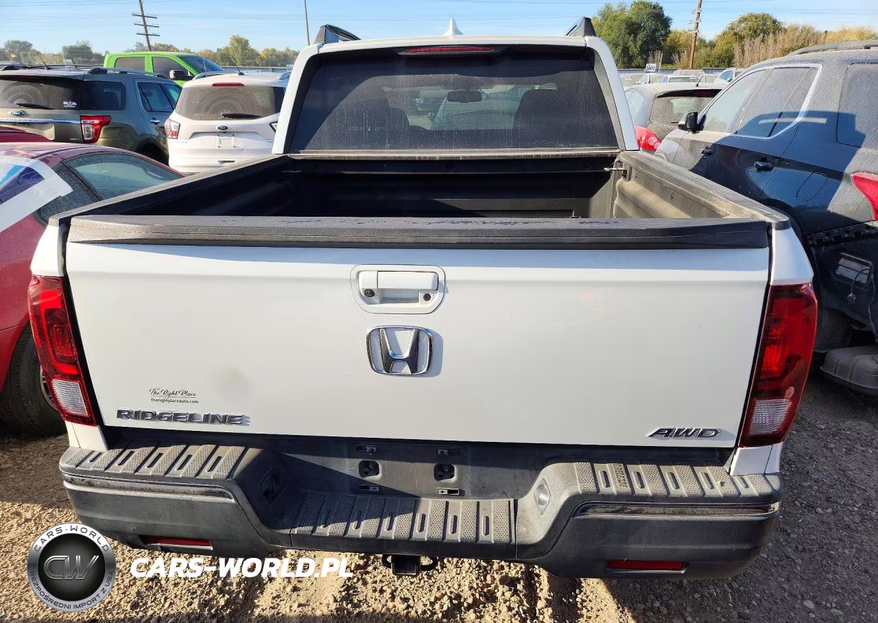 2017 Honda Ridgeline Rtl VIN:5FPYK3F67HB009096 - 6