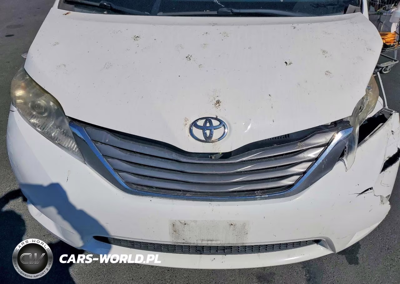 2011 Toyota Sienna Xle 7-Passenger VIN:5TDDK3DC9BS001780 - 12