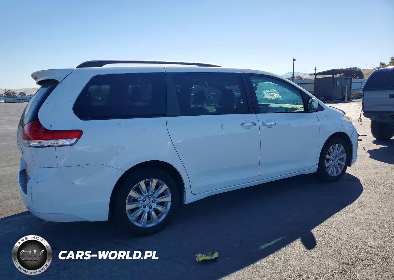2011 Toyota Sienna Xle 7-Passenger VIN:5TDDK3DC9BS001780 - 3
