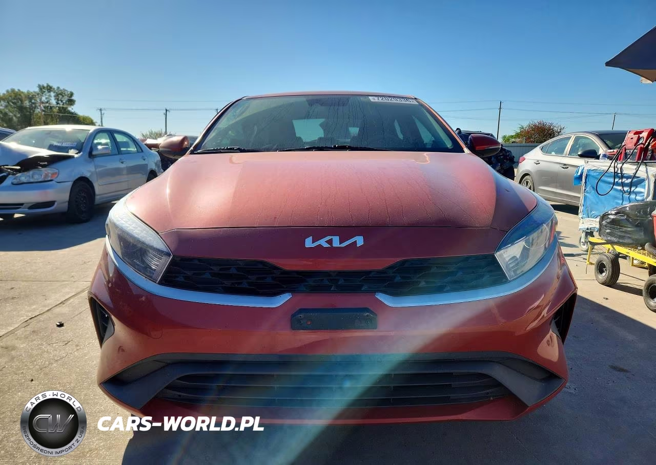 2024 Kia Forte Lxs VIN:3KPF24ADXRE699672 - 5