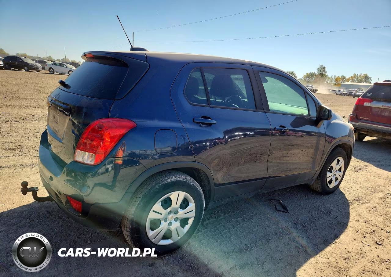 2018 Chevrolet Trax Ls VIN:3GNCJKSB4JL254357 - 3