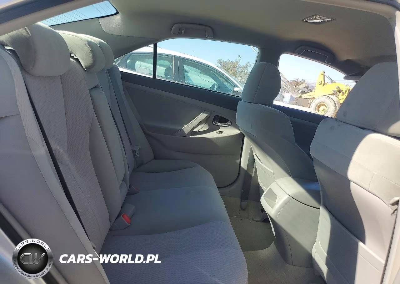2010 Toyota Camry Le VIN:4T1BF3EK4AU042065 - 10