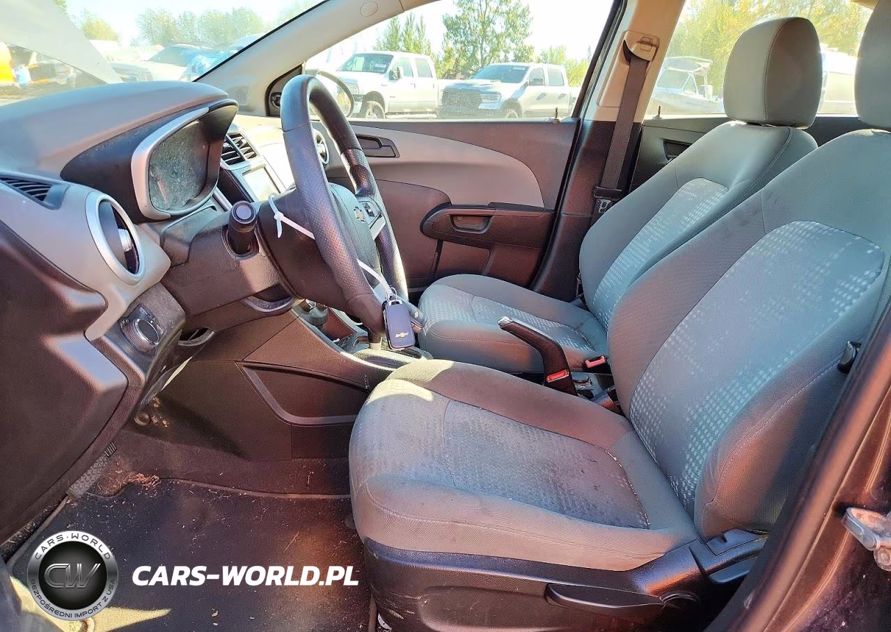 2018 Chevrolet Sonic Ls VIN:1G1JB5SGXJ4136399 - 7