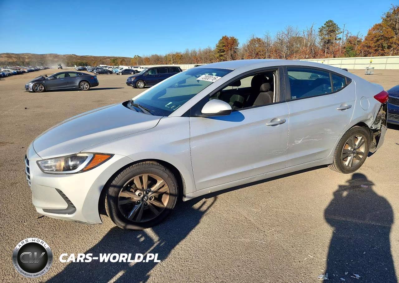 2018 Hyundai Elantra Sel VIN:5NPD84LF4JH244000 - 1
