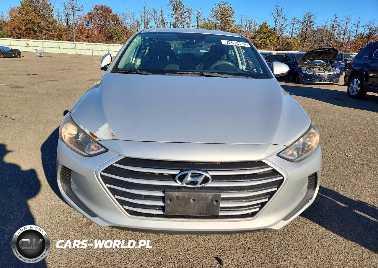 2018 Hyundai Elantra Sel VIN:5NPD84LF4JH244000 - 5