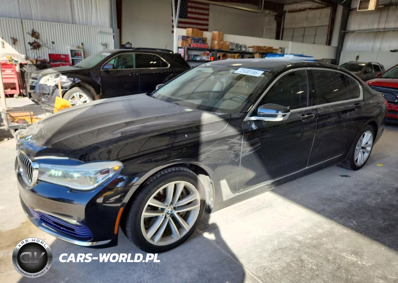 2016 BMW 750 Xi