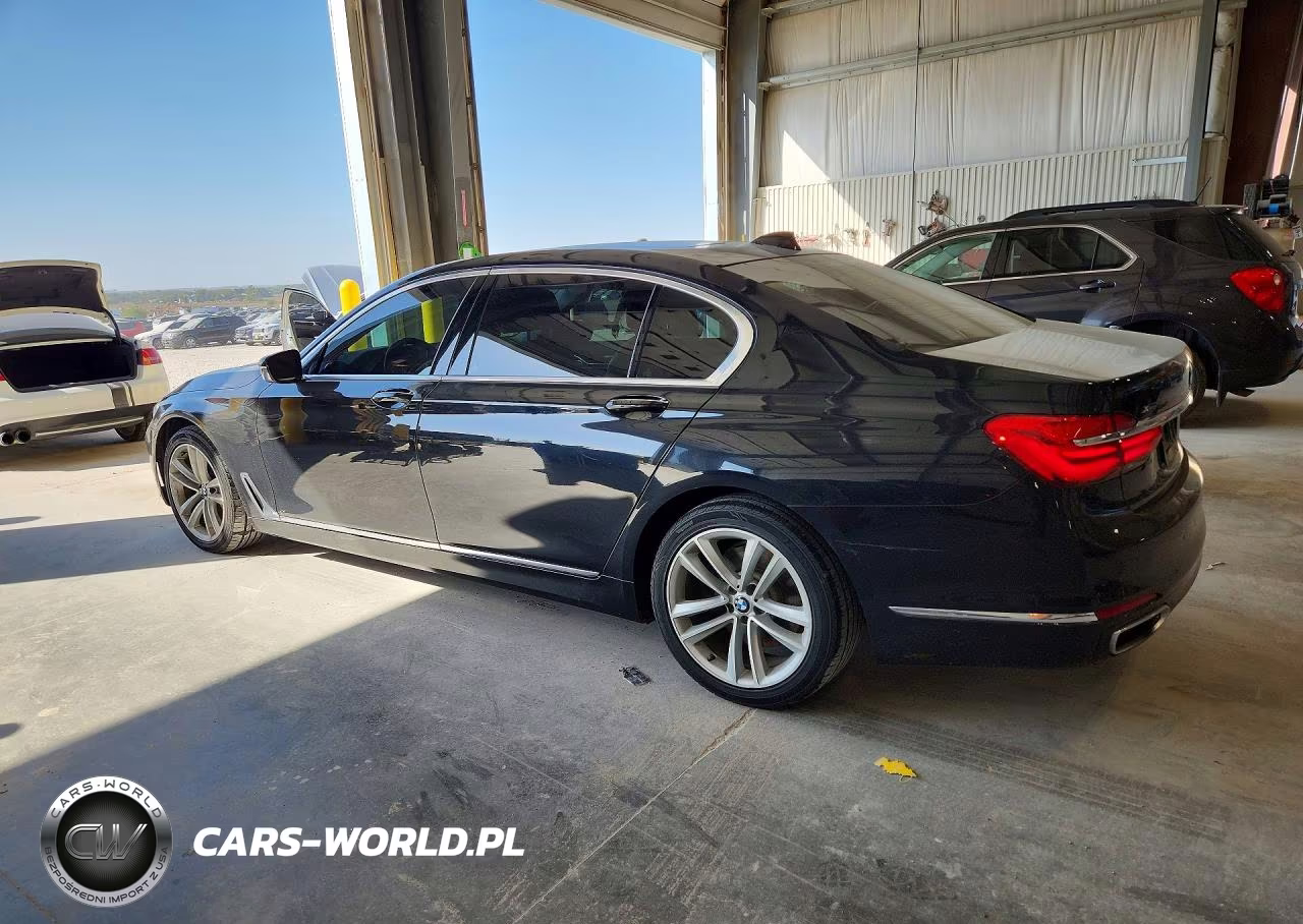 2016 BMW 750 Xi VIN:WBA7F2C51GG417447 - 2
