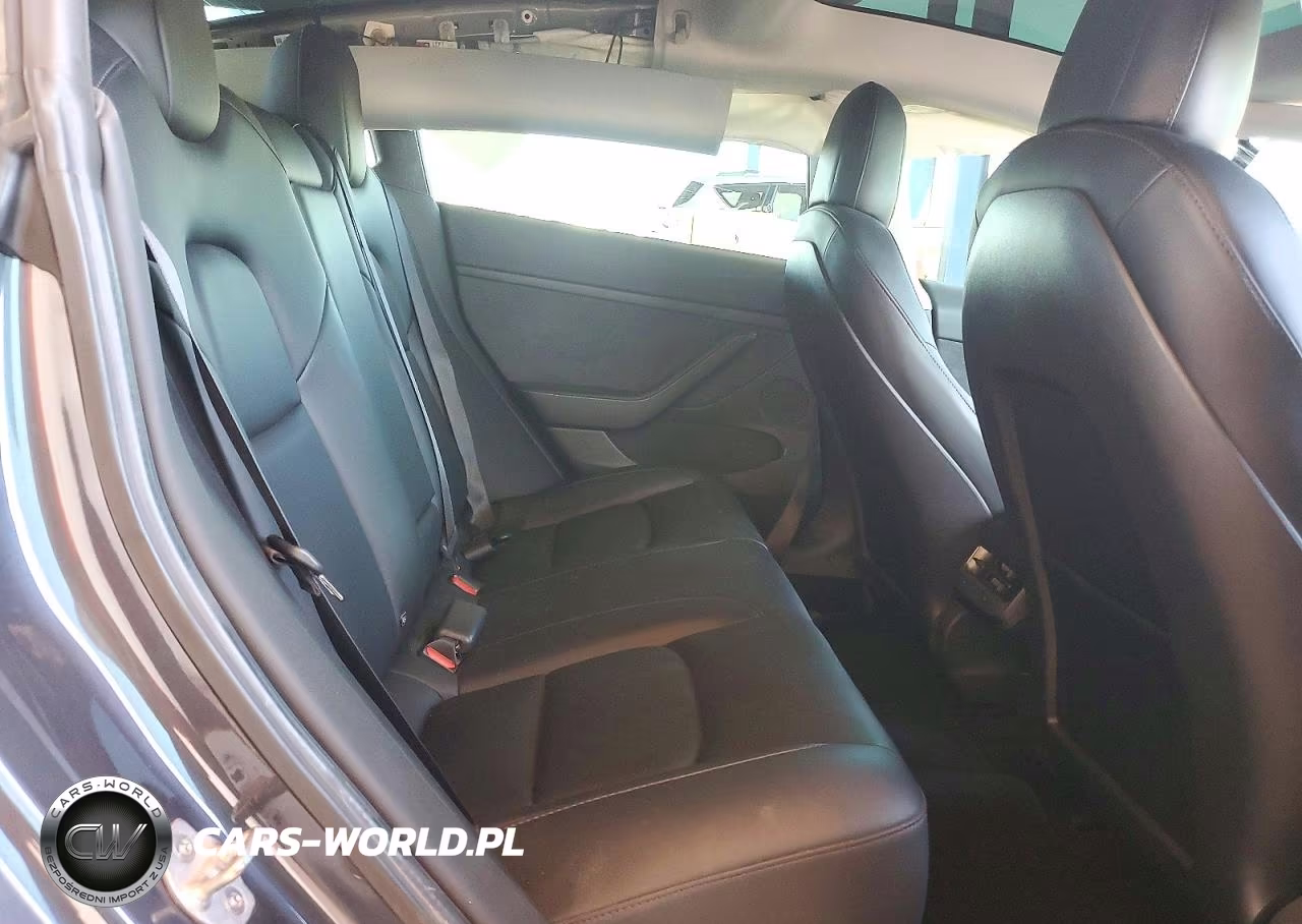 2021 Tesla Model 3 VIN:5YJ3E1EB4MF071952 - 10