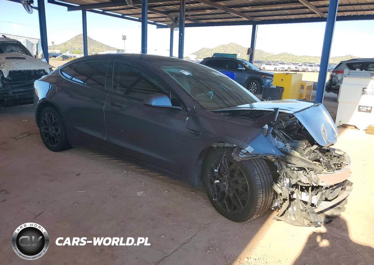 2021 Tesla Model 3 VIN:5YJ3E1EB4MF071952 - 4