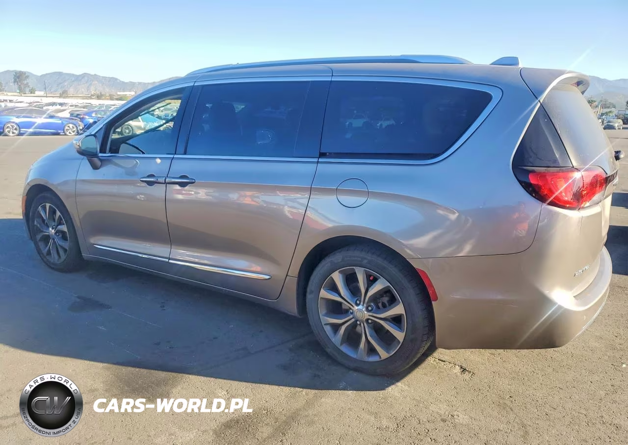 2017 Chrysler Pacifica Limited VIN:2C4RC1GG5HR653156 - 2