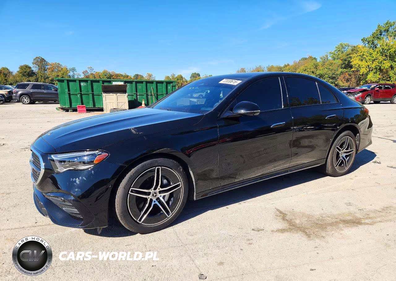 2026 Mercedes-Benz E 350 4Matic – zdjęcie 1 z 12