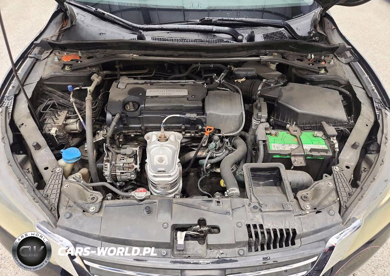 2015 Honda Accord Sport VIN:1HGCR2F51FA032333 - 11