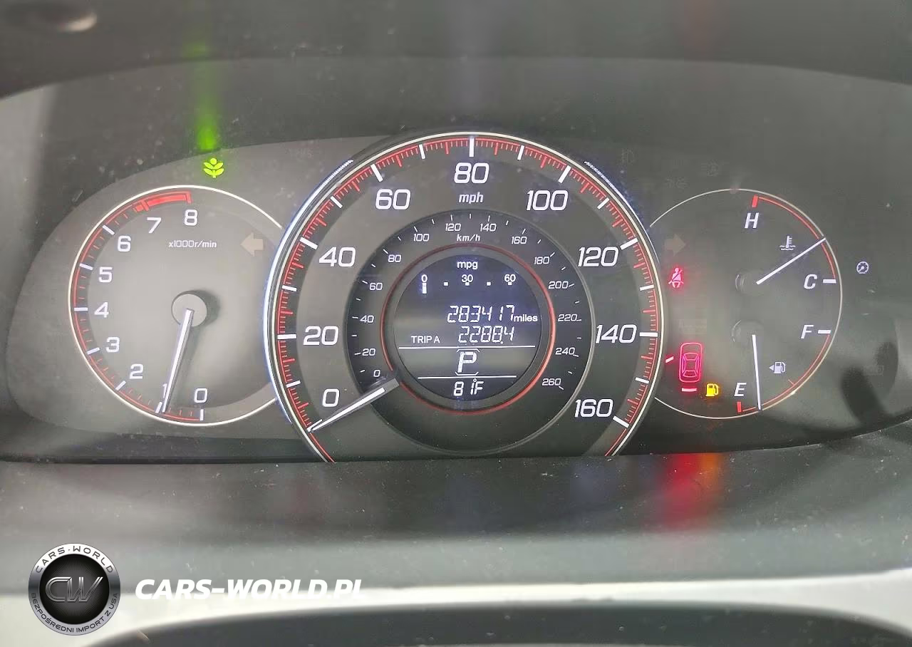 2015 Honda Accord Sport VIN:1HGCR2F51FA032333 - 9