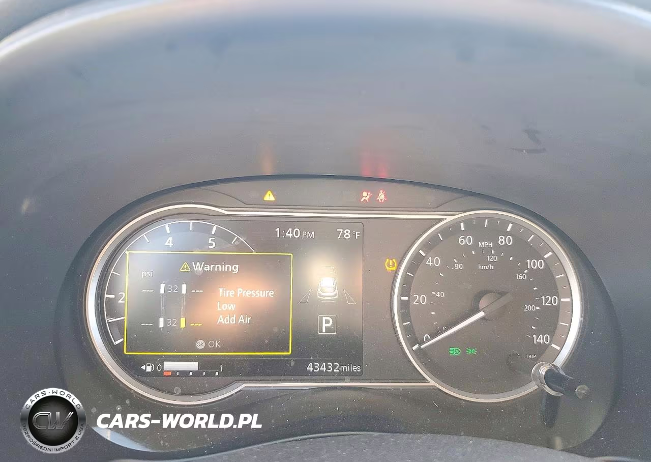 2020 Nissan Kicks Sv VIN:3N1CP5CV6LL548415 - 9