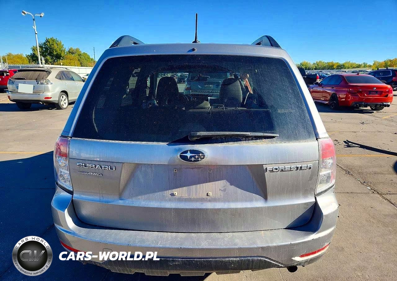 2011 Subaru Forester 2.5X Premium VIN:JF2SHACC0BH732860 - 6