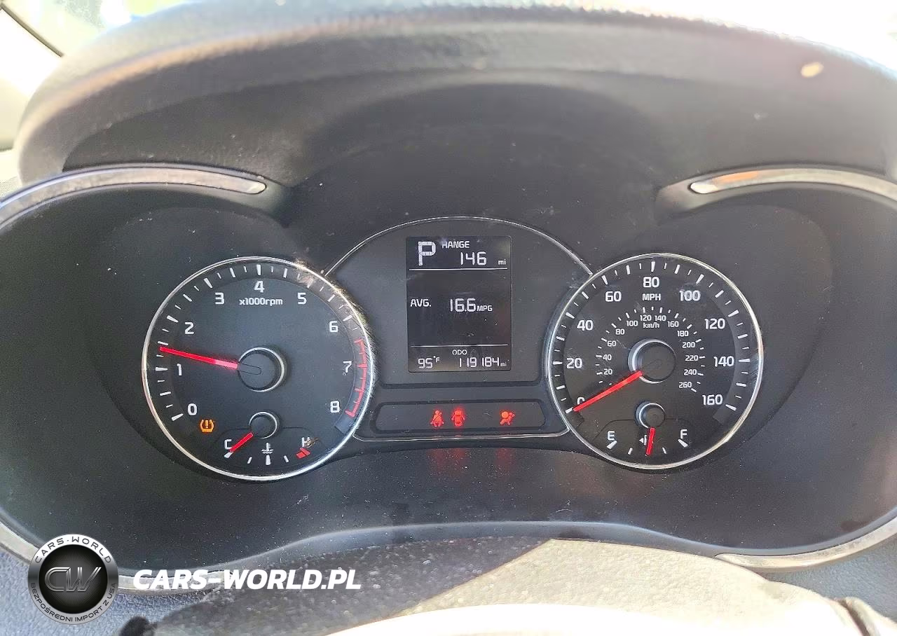 2017 Kia Forte Lx VIN:3KPFK4A78HE038411 - 9