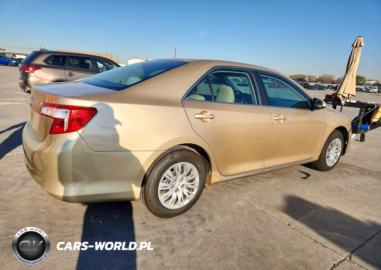 2012 Toyota Camry Le VIN:4T1BF1FK0CU045342 - 3