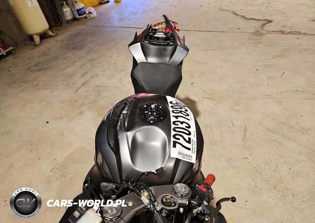 2017 Suzuki Gsx-R600 VIN:JS1GN7FA8H2100589 - 5