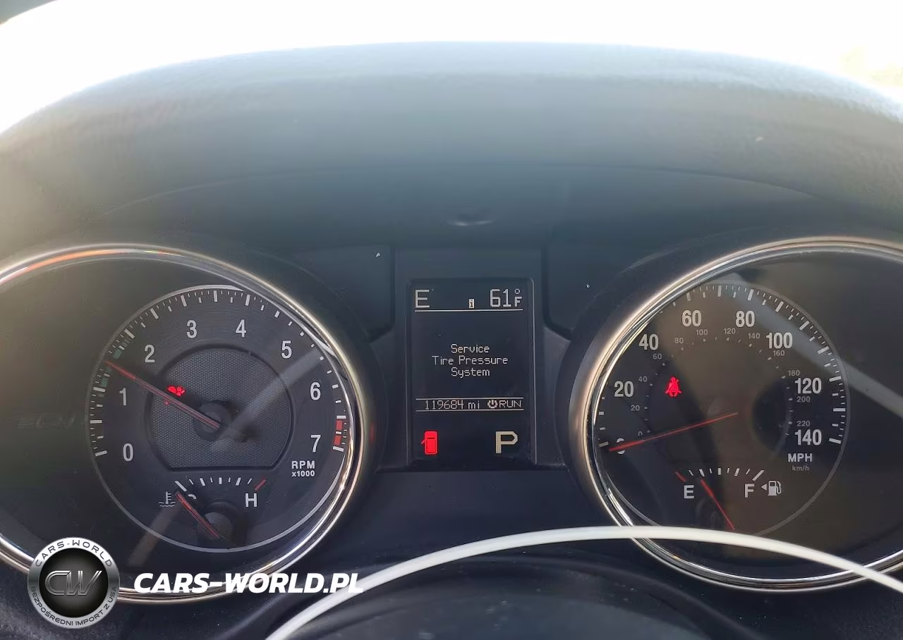 2011 Jeep Grand Cherokee Laredo VIN:1J4RR4GG4BC737611 - 9