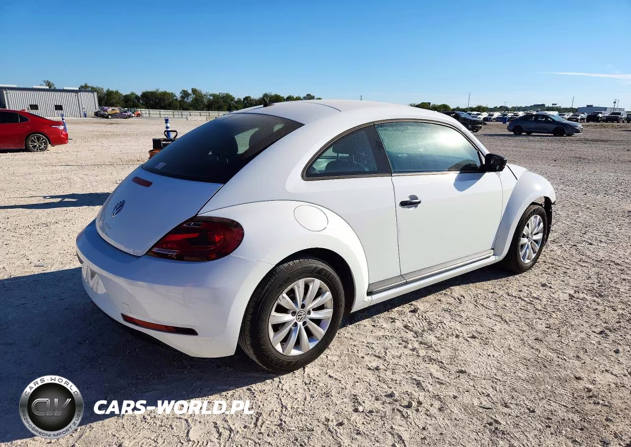 2017 Volkswagen Beetle 1.8T VIN:3VWF17AT5HM628179 - 3