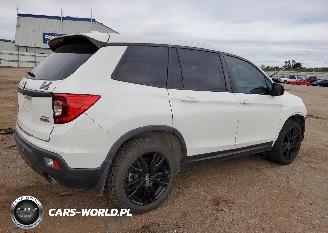 2021 Honda Passport Sport VIN:5FNYF8H25MB001089 - 3