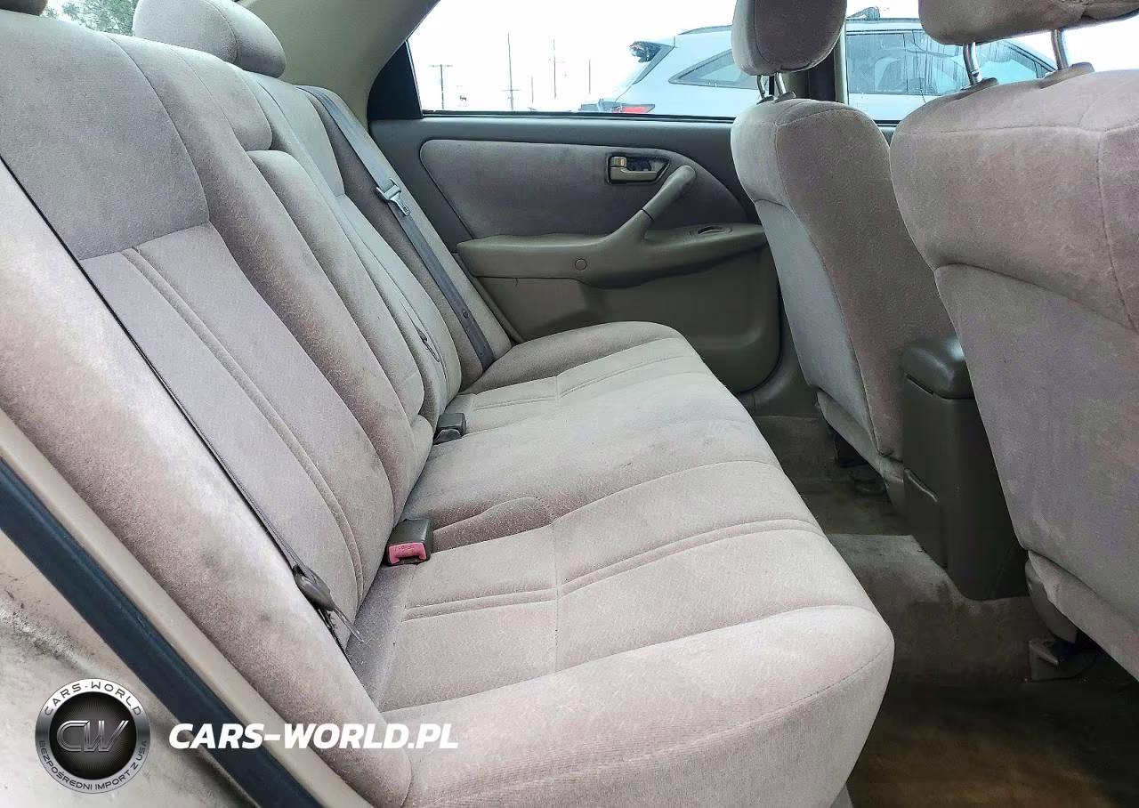 1999 Toyota Camry Le VIN:4T1BG22K7XU893930 - 10